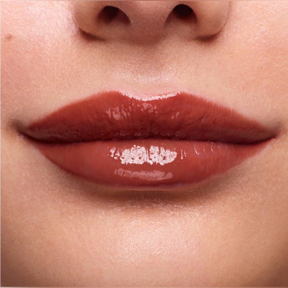 Stila💄HOST PICK💄 Plumping Lip Glaze- Cinnamon. Brand New. - Picture 4 of 8